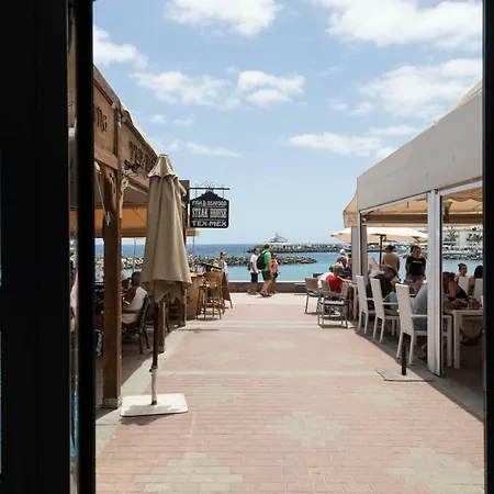 Daire Mogan Beachfront | Carmitathome *